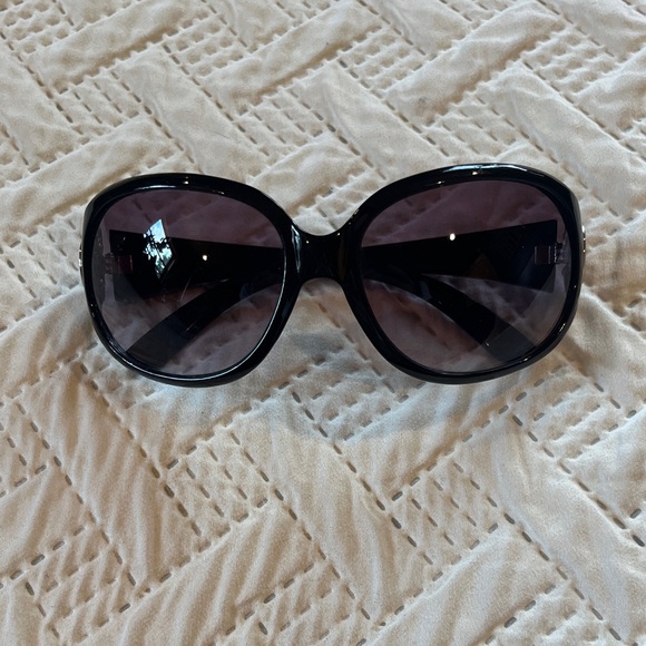 Michael Kors Black Oversized Sunglasses - Picture 1 of 3